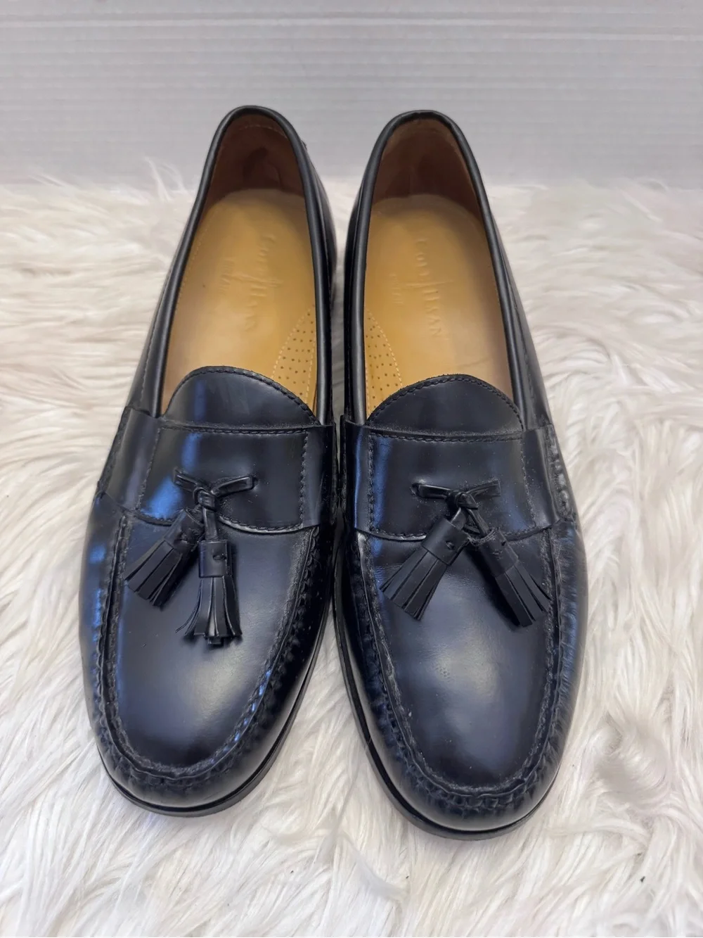 Cole Haan Air Pinch Tassel Black Leather Loafer Size 11M Comfort Career Dress Up